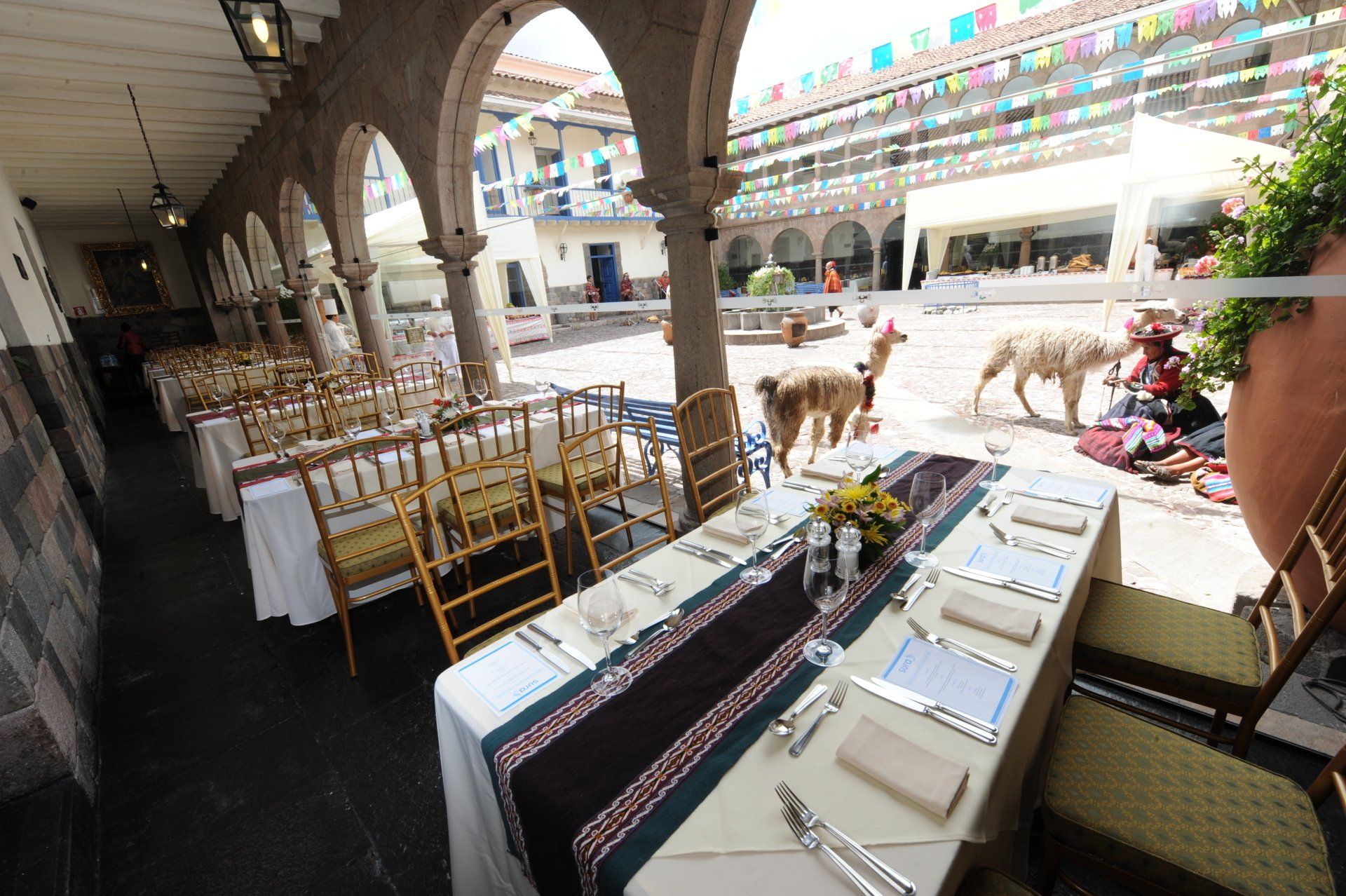 Special Lunch with a local market at Palacio del Inka Luxury Collection hotel