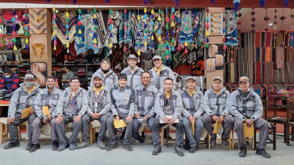 Vipac Guide`s Staff