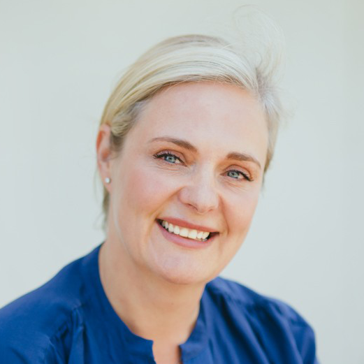 Dr Irena Daniels