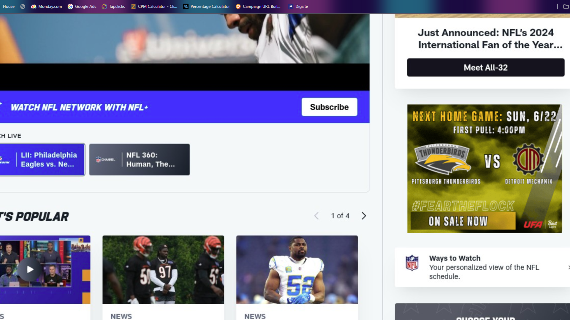 A screenshot of a website showing a football game