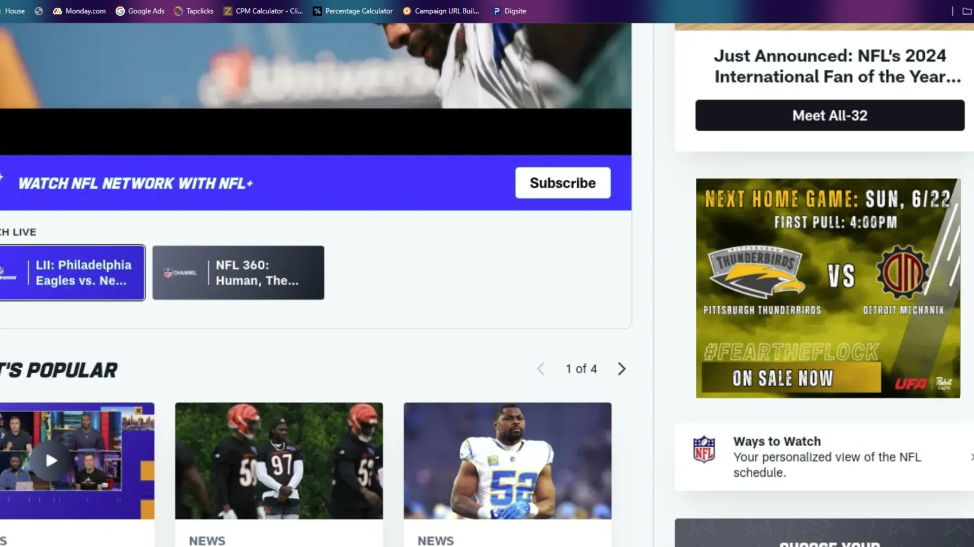 A screenshot of a website showing a football game