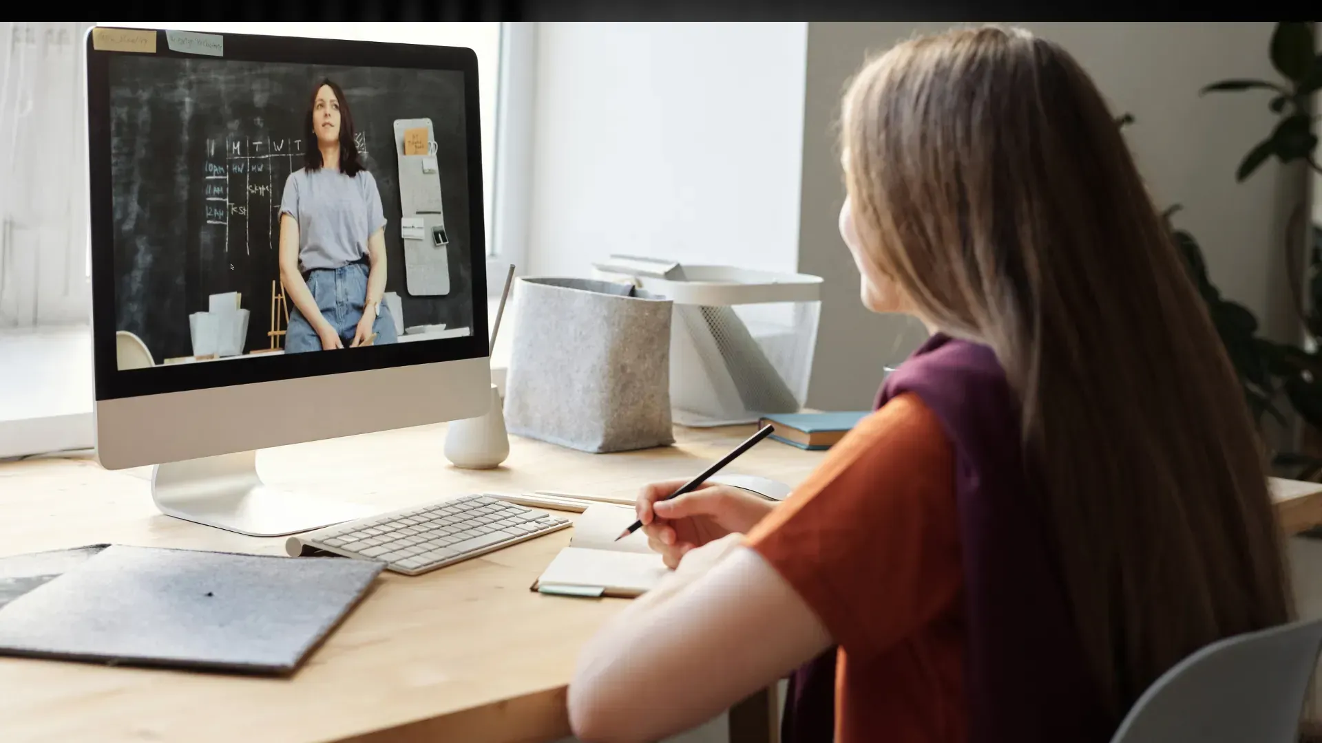 Viewer watching an online video where pre-roll ads run