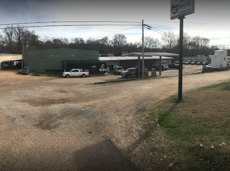 Independent Farm Supply Store Port Gibson, MS Farmer's Coop
