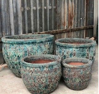 EGG POT
ANCIENT SNAKESKIN
BUBBLE GLAZED