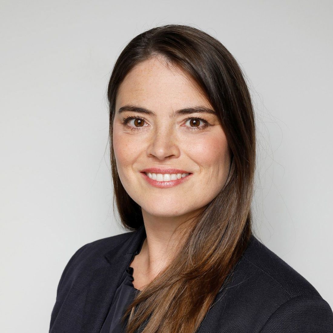 Nadine Busch