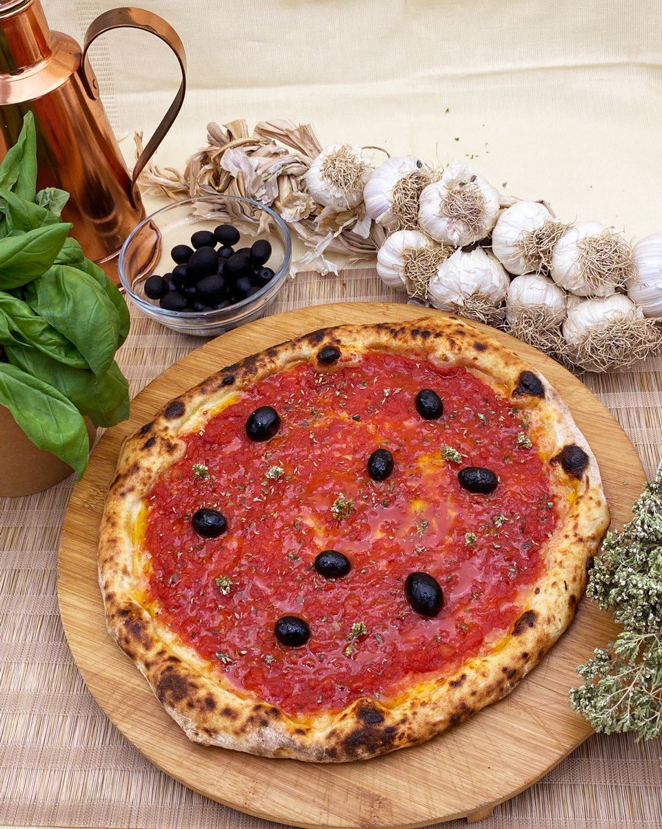 Pizza marinara