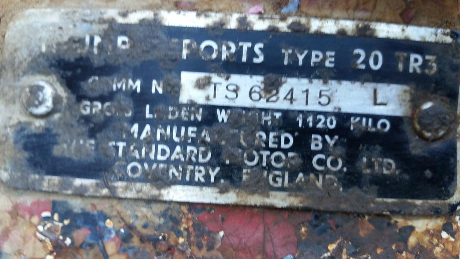 A close up of a sign that says fort type 20 tr3