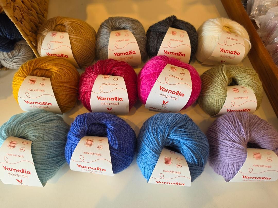 Knit Simple Scarf, August 9 (1:00 p.m. - 3:00 p.m.)