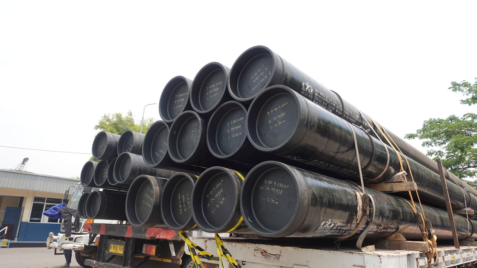 Spesifikasi Pipa Baja yang Dikirimkan untuk Proyek “Pipa Gas Cirebon-Semarang II”
