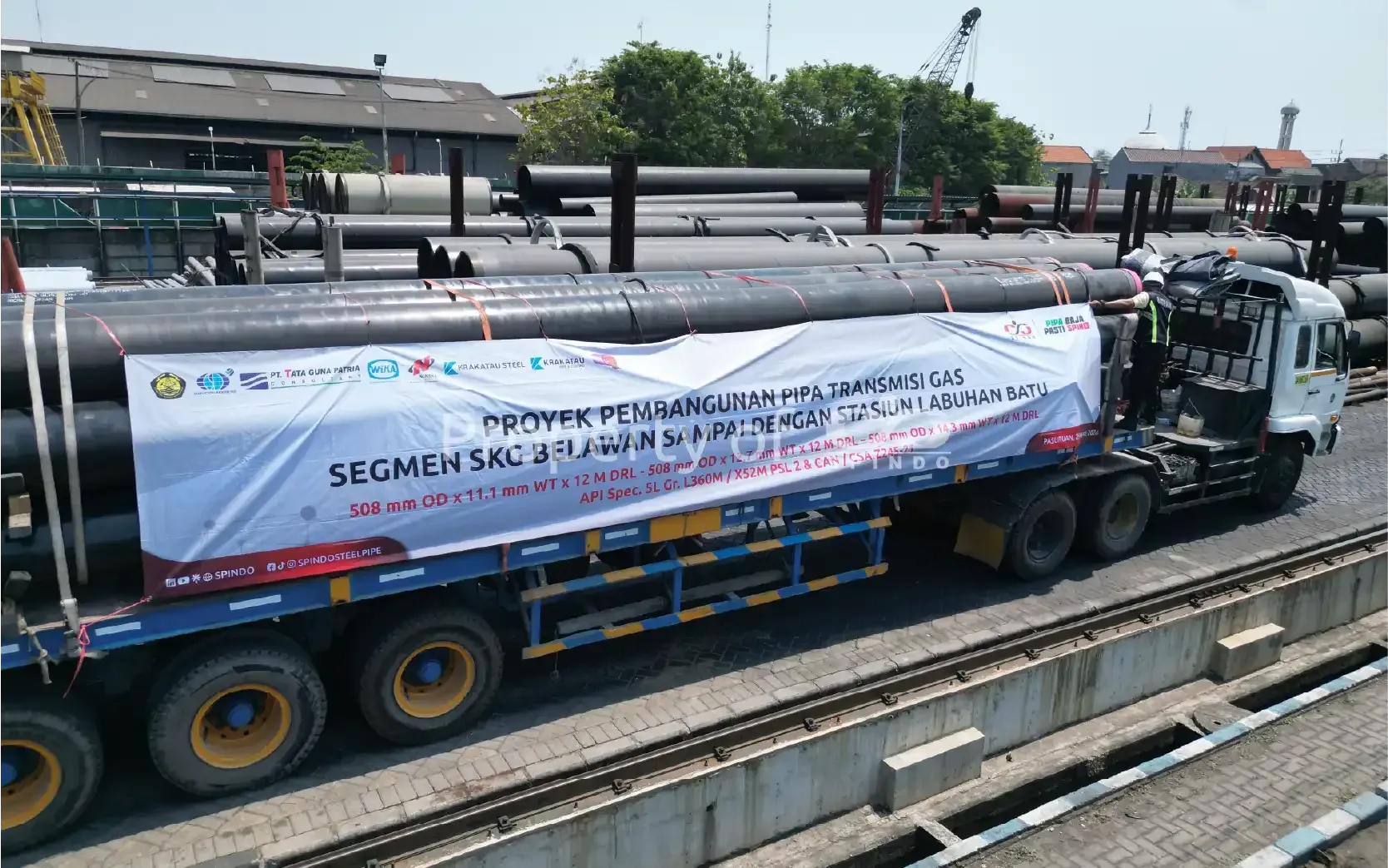 Pengiriman Pipa SPINDO untuk Proyek Pembangunan Transmisi Gas DUSEM
