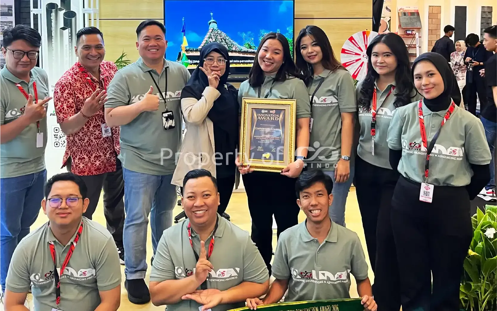 Penerimaan Penghargaan Innovation Award SPINDO di IBT Tangerang 2026
