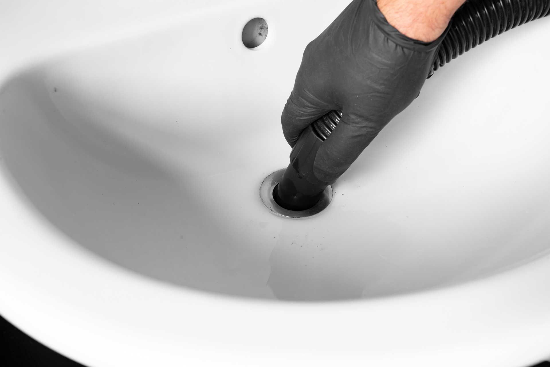 Emergency clogged Drain services in Temecula Ca at New Standard Plumbing (951) 378-4831