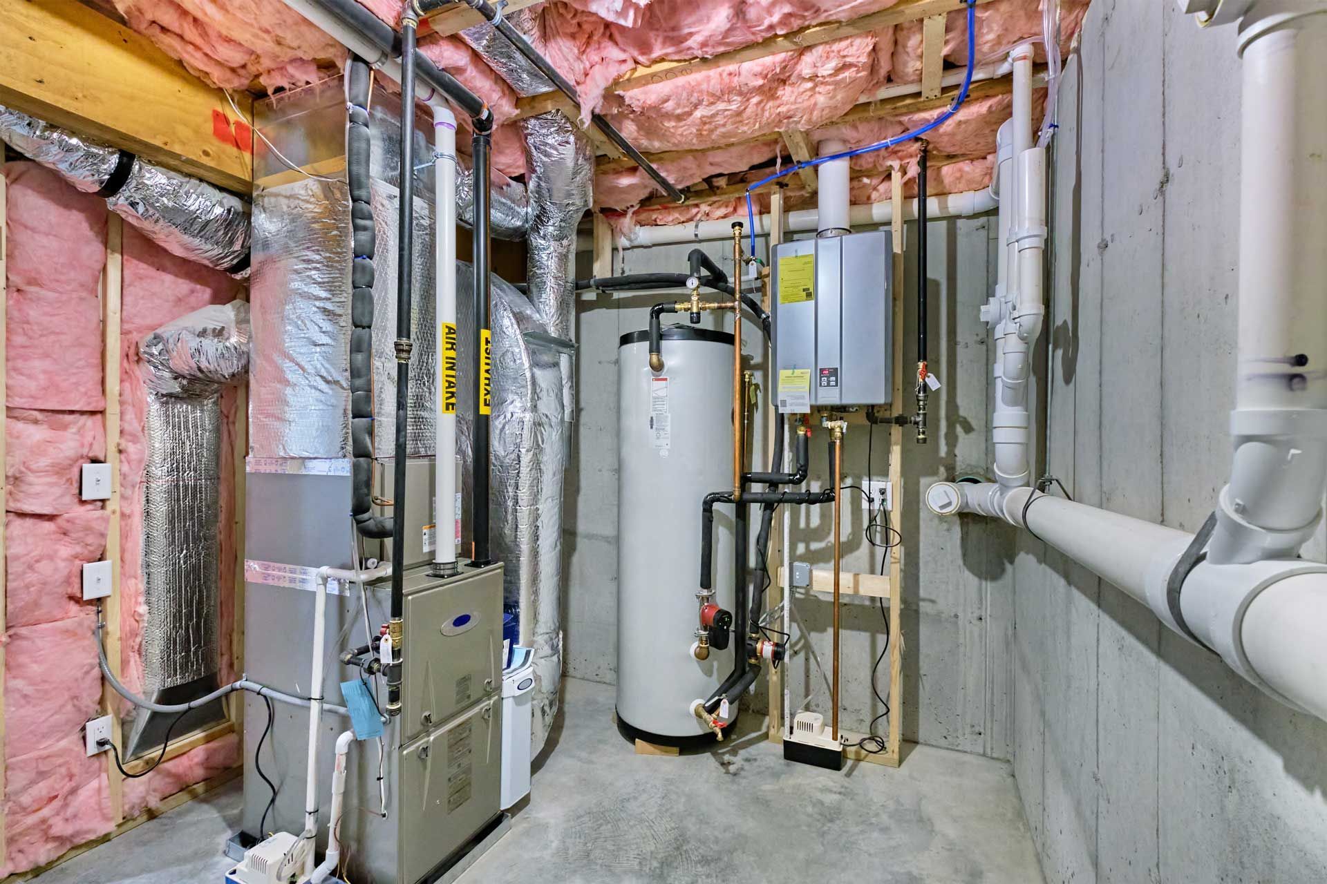 Emergency Water Heater service in Temecula Ca at New Standard Plumbing  (951) 378-4831