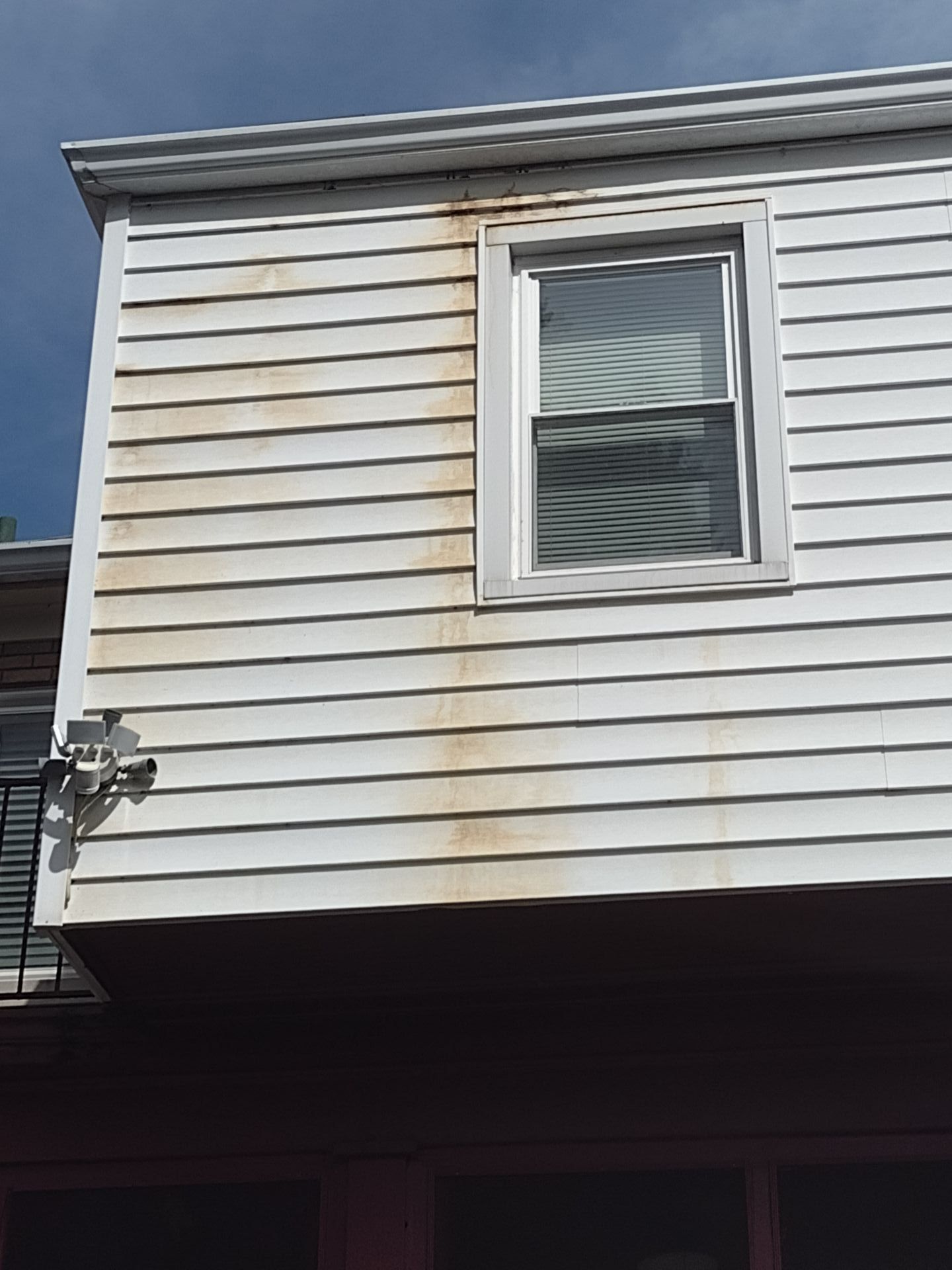 Pressure washing service