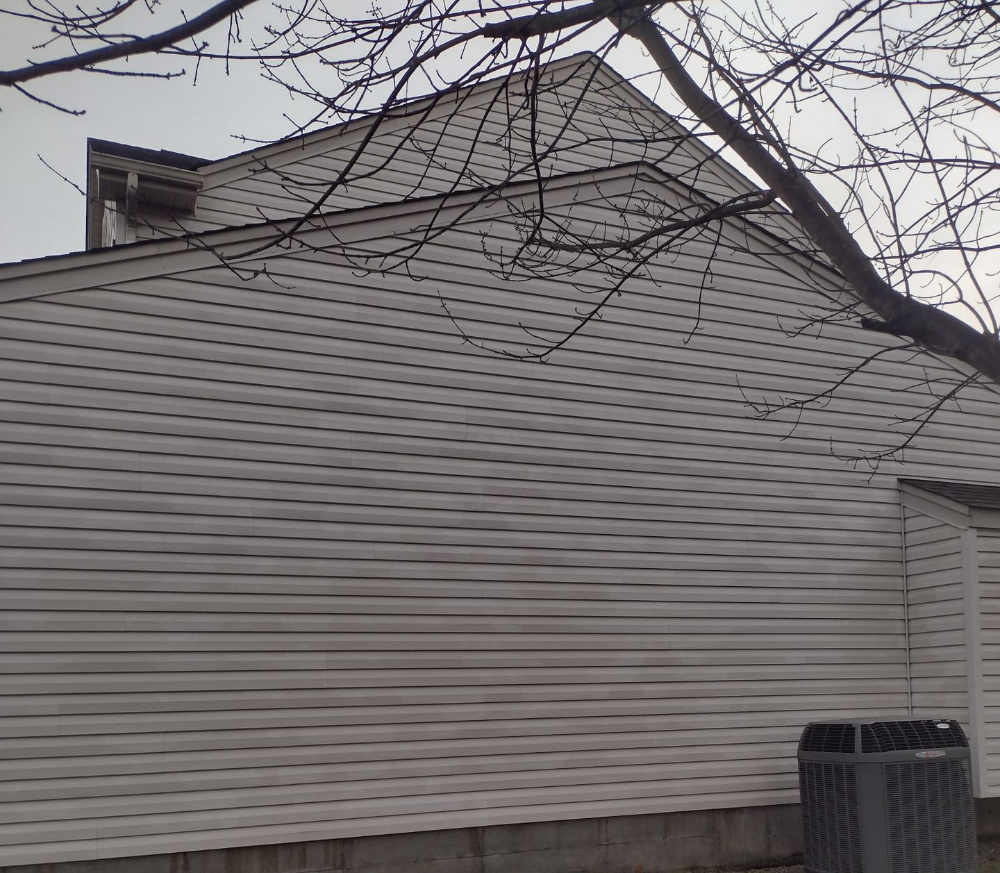 exterior cleaning a wooden deck