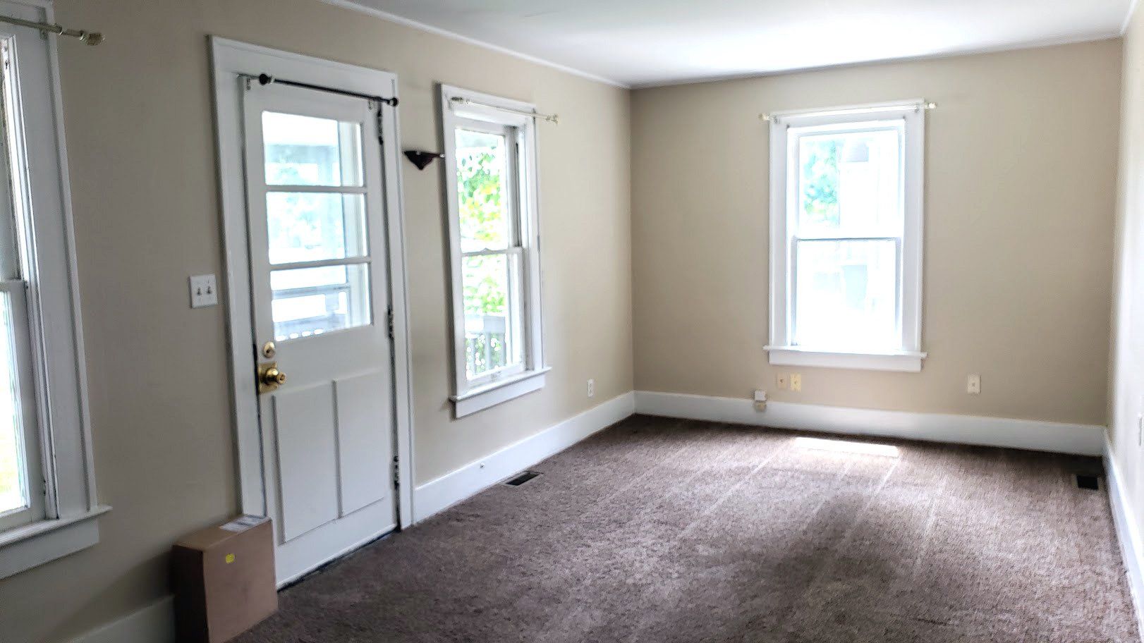 sunny house rental ksu