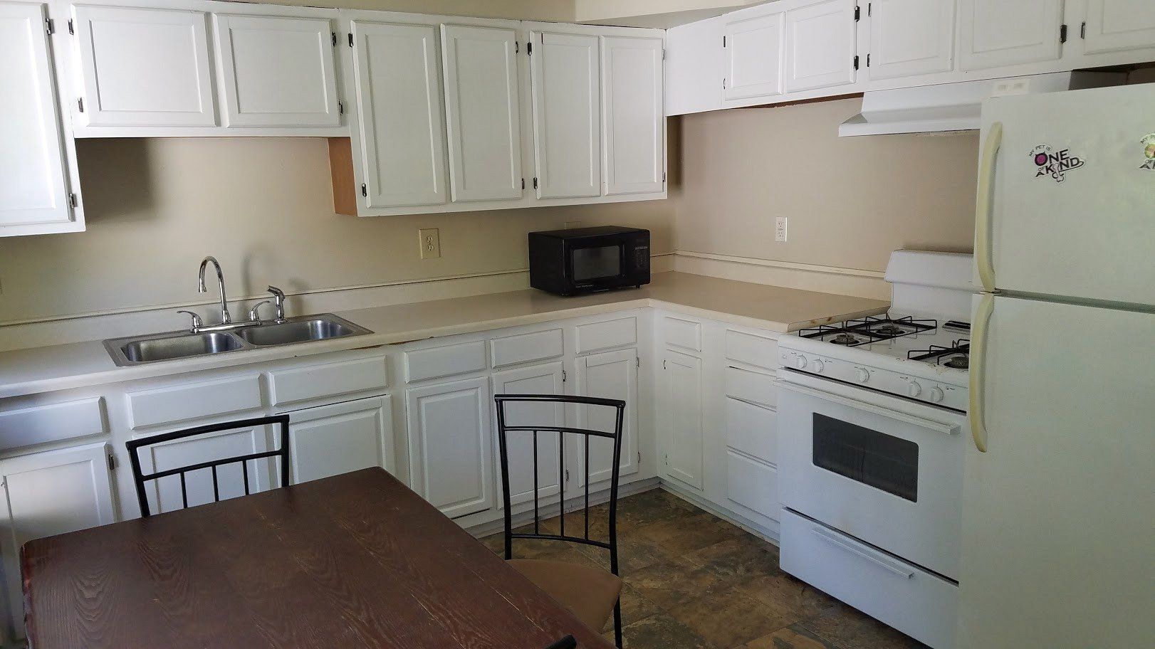 buckeye parks management kent state ksu off campus housing  south water st kent oh large kitchen