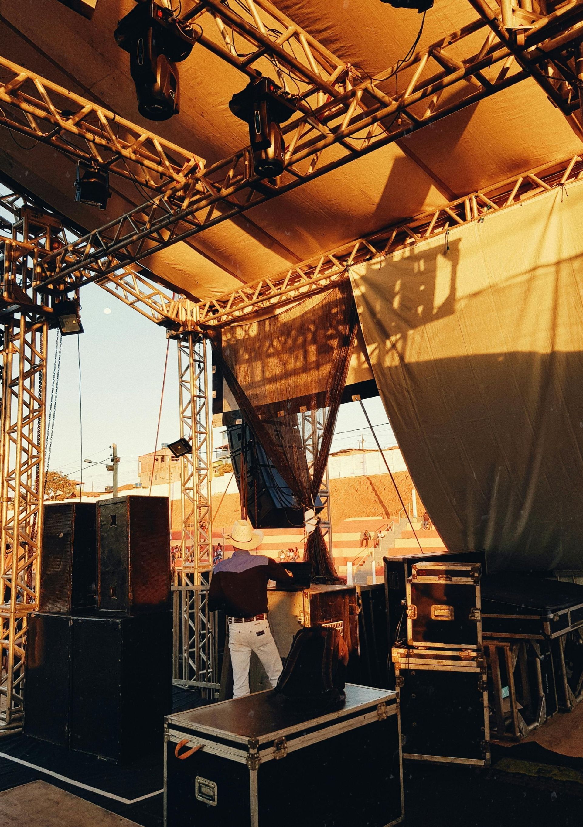 Copmplete special event production and lighting needs.