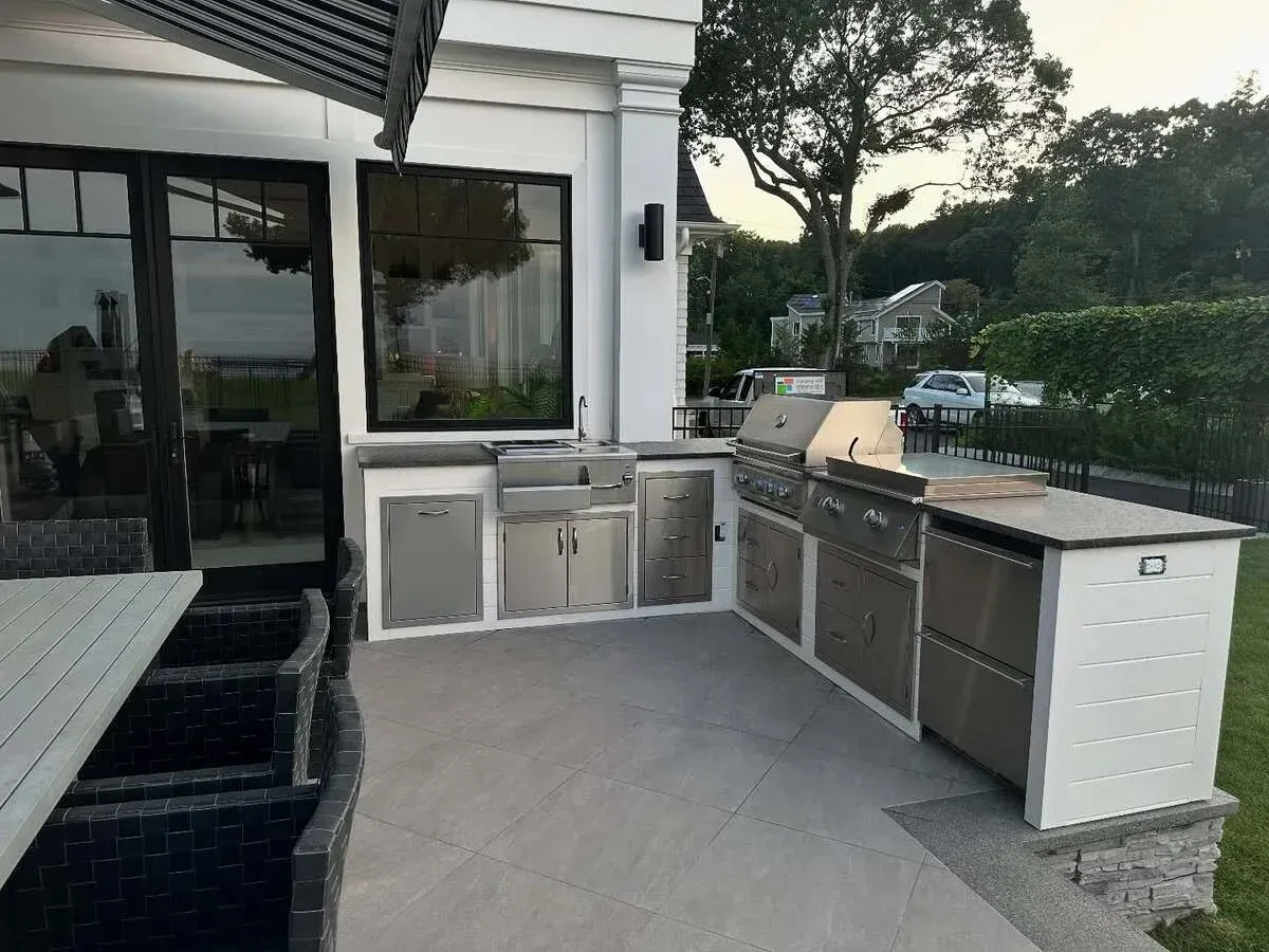 outdoor kitchen build in melville ny