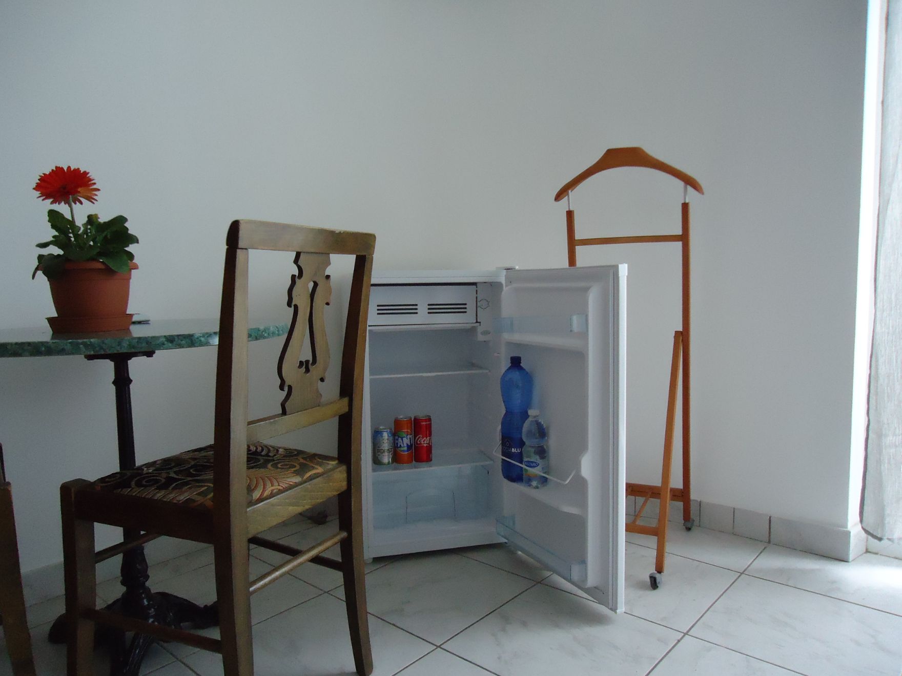 Frigobar con bevande incluse