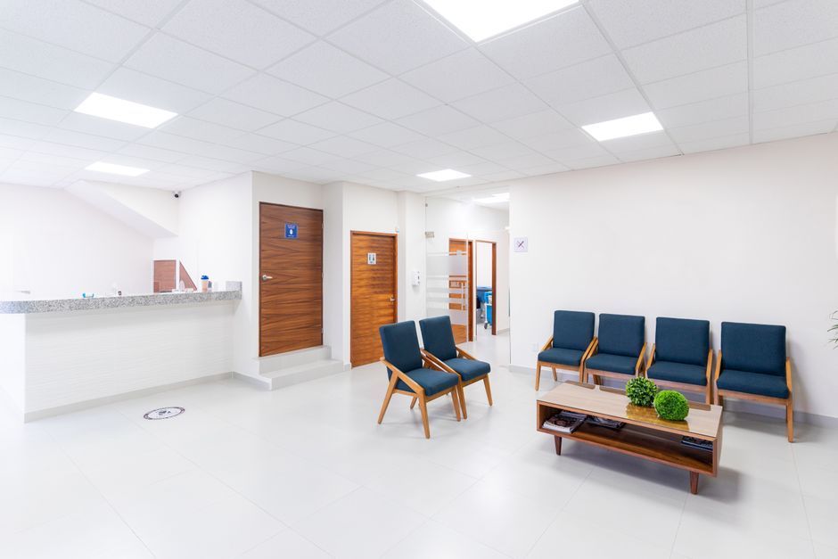 Clinic reception for same-day consultation and treatment in Seoul