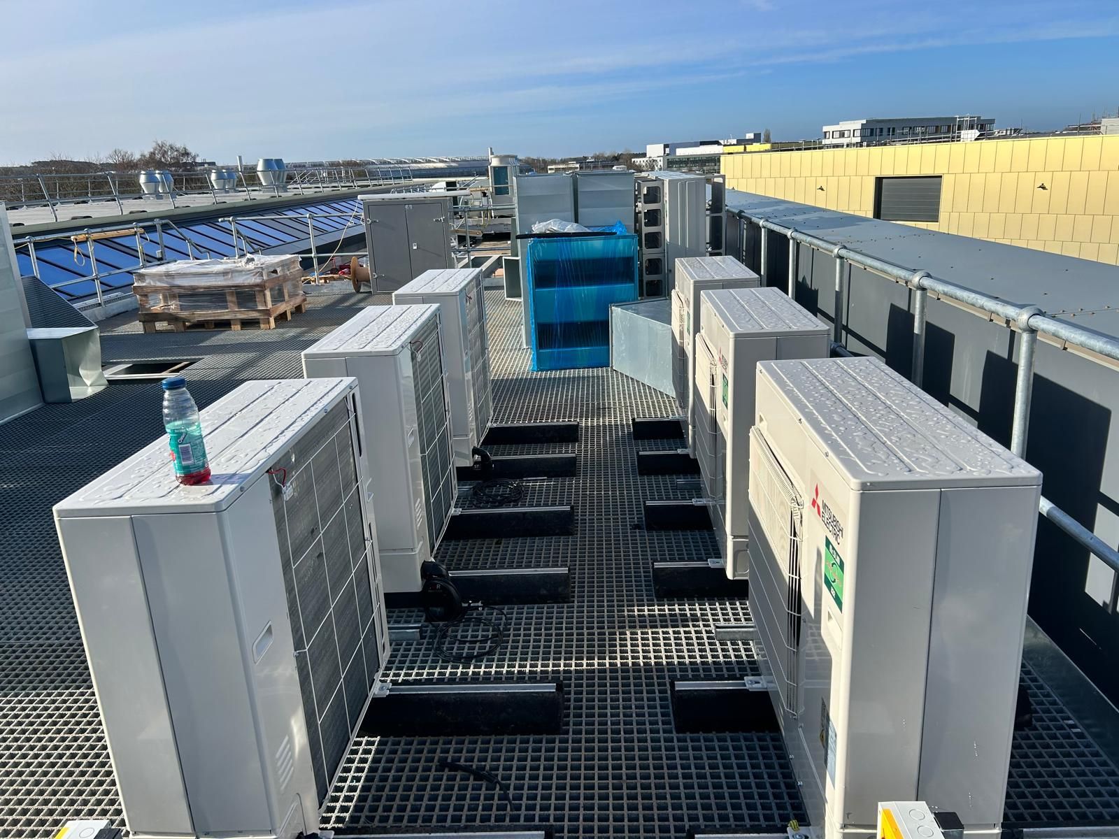 external air con install on commercial roof