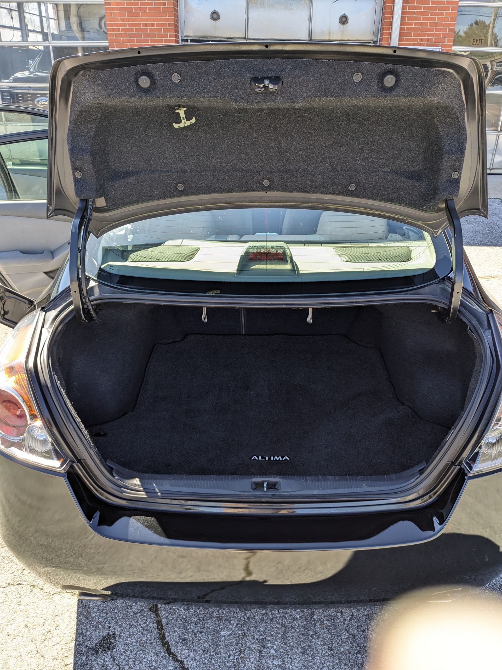 Interior Detailing Trunk - After