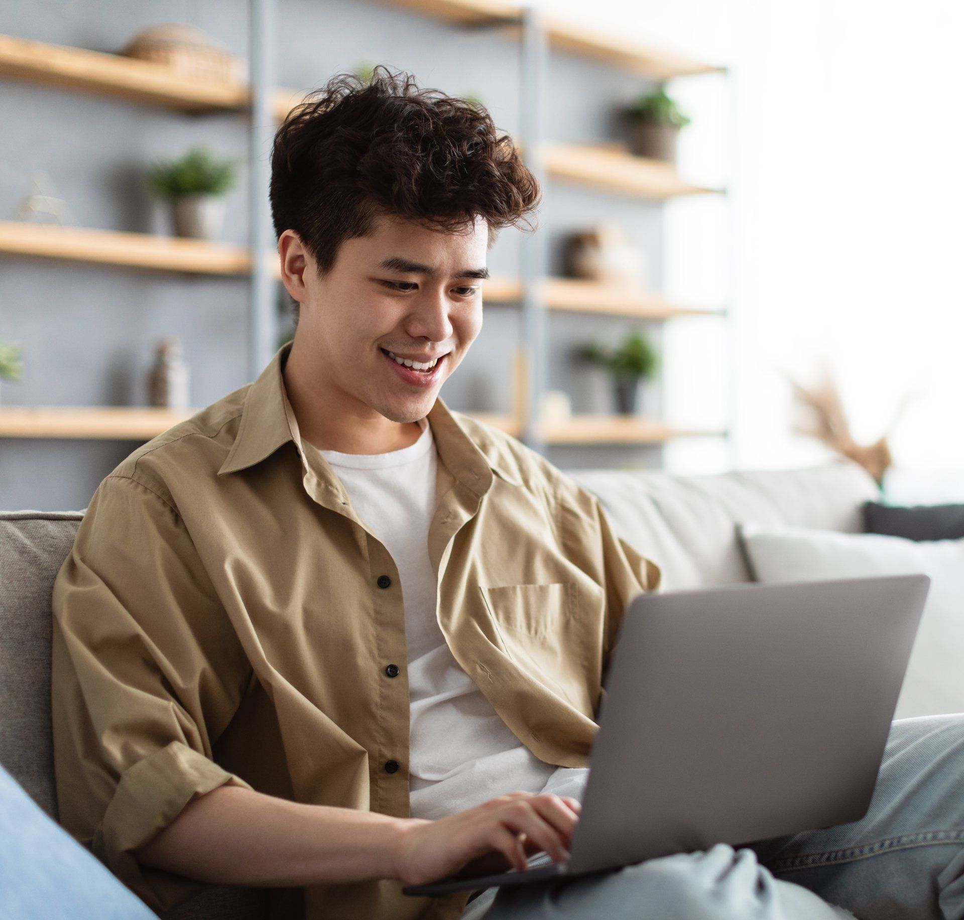 Student Driver Browsing Useful Links for Driving