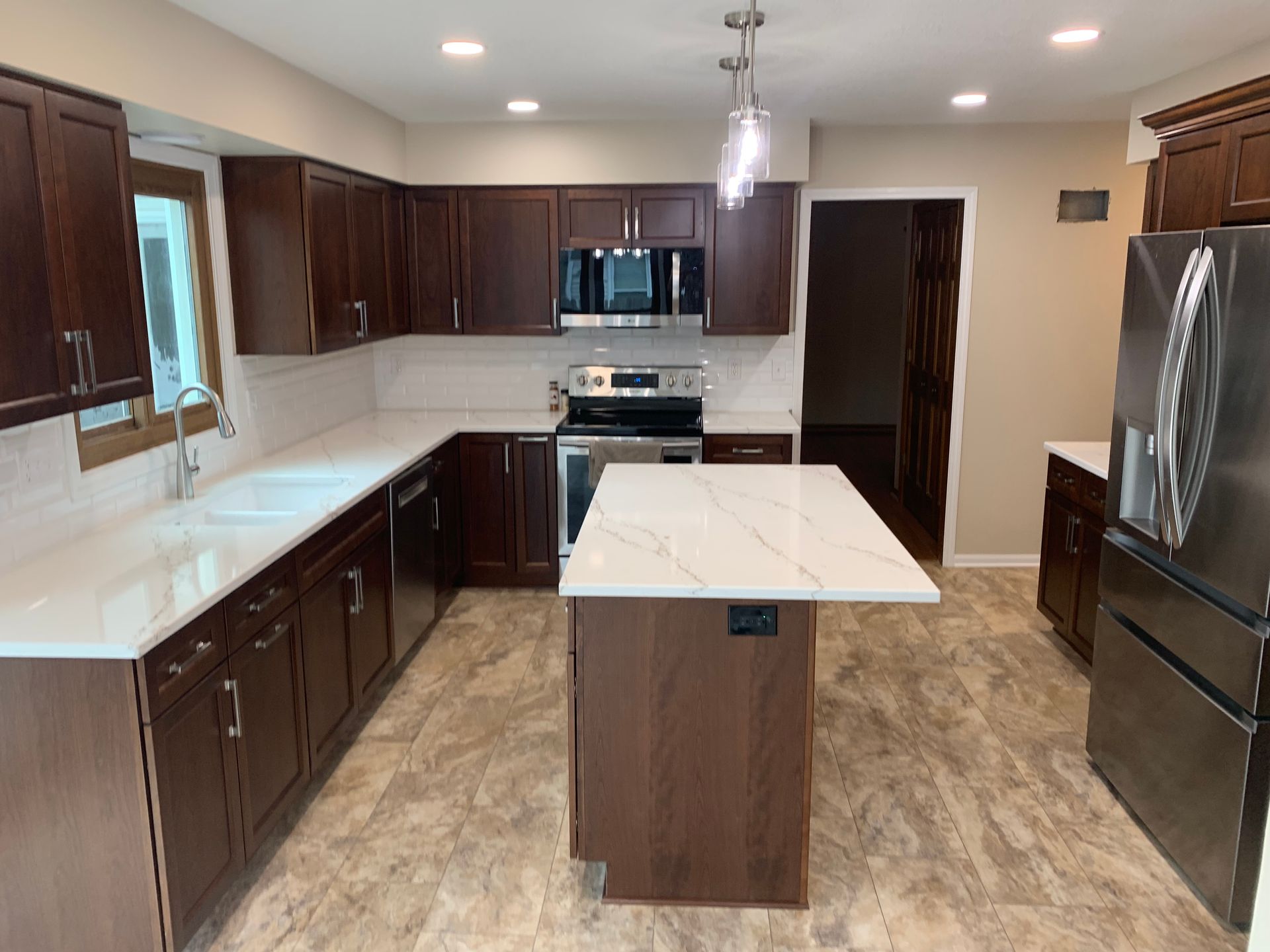 Timeless Look Kitchen Remodel by Onyx Kitchen & Bath project photo
