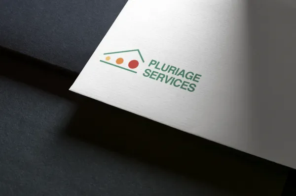 Un morceau de papier avec les mots pluriage services dessus