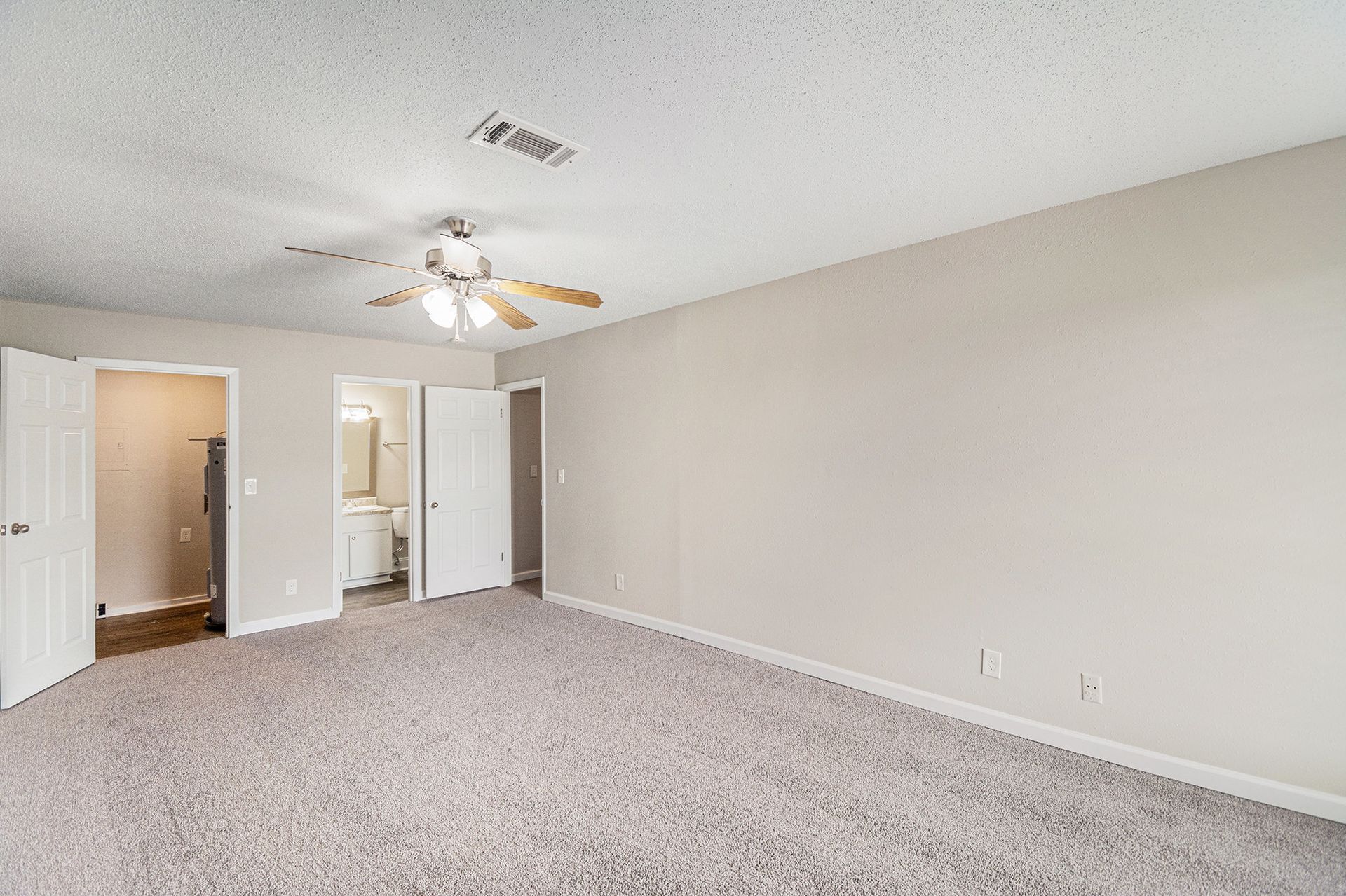 Photo of modern apartment, click here to view Gallery