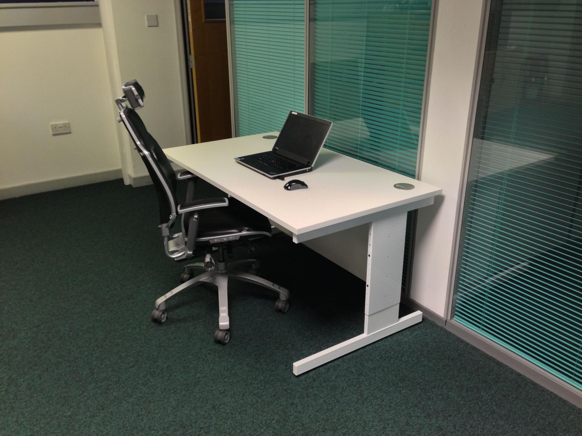 Custom Desk - Heigh Adjustable