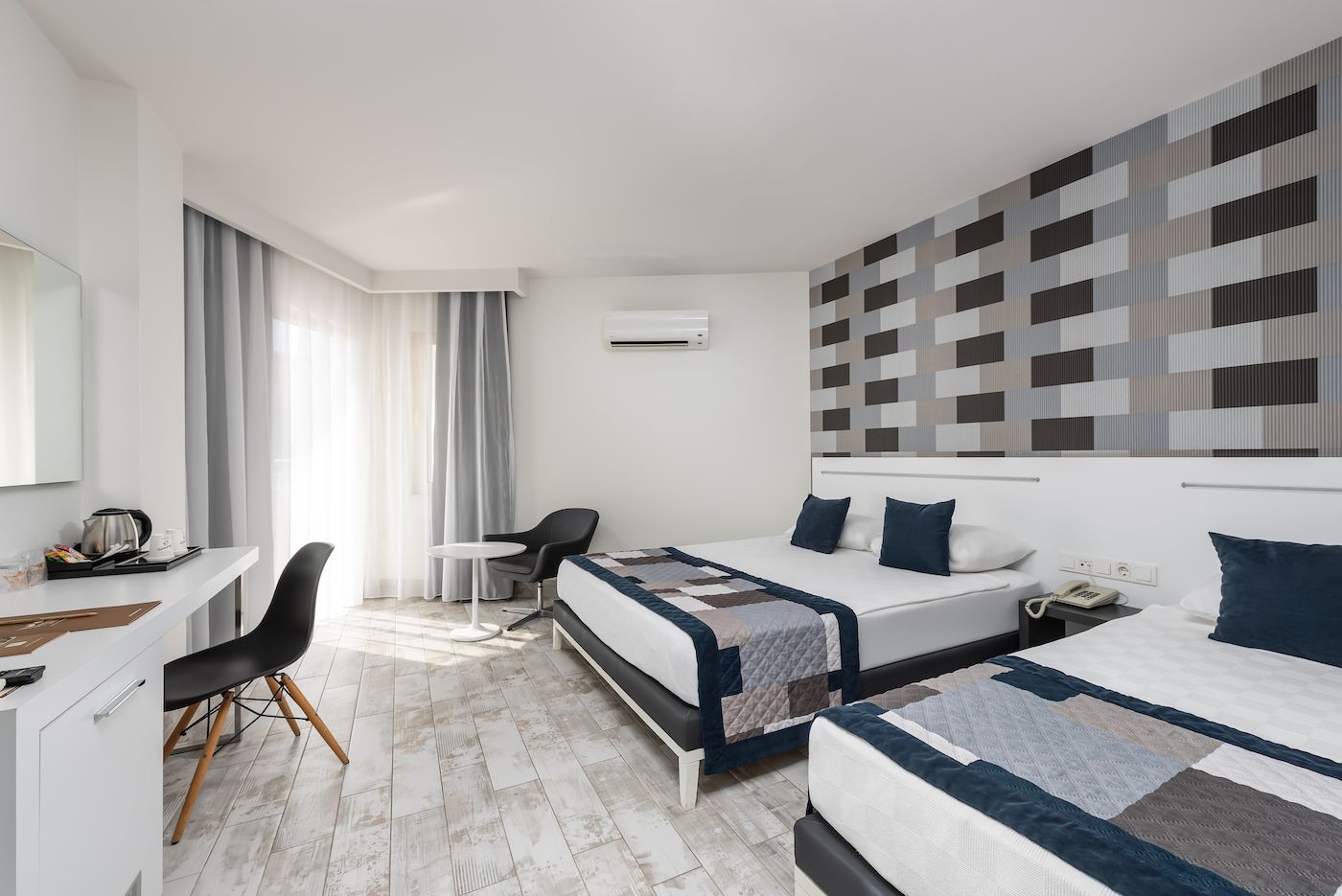 White City Beach Hotel