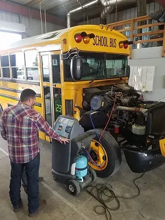 Bakersfield Diesel Bus Repair | Circle M Truck Repair Inc