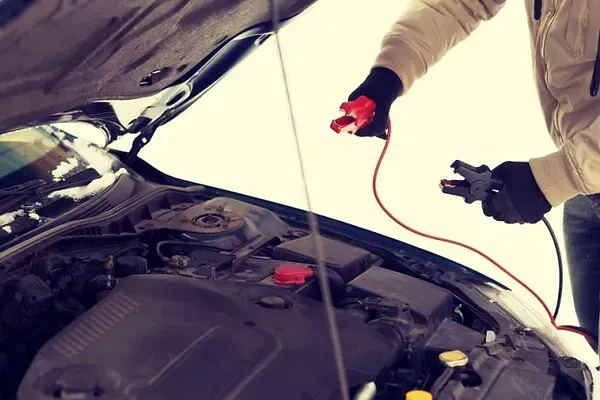 Car & Truck Batteries in Bakersfield, CA | Circle M Truck Repair Inc