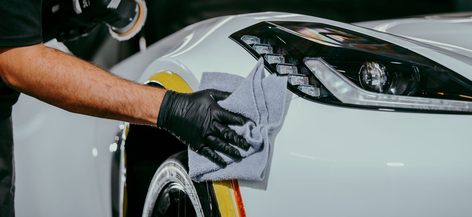 Wiping Detailing White Car | Detailers Roadmap
