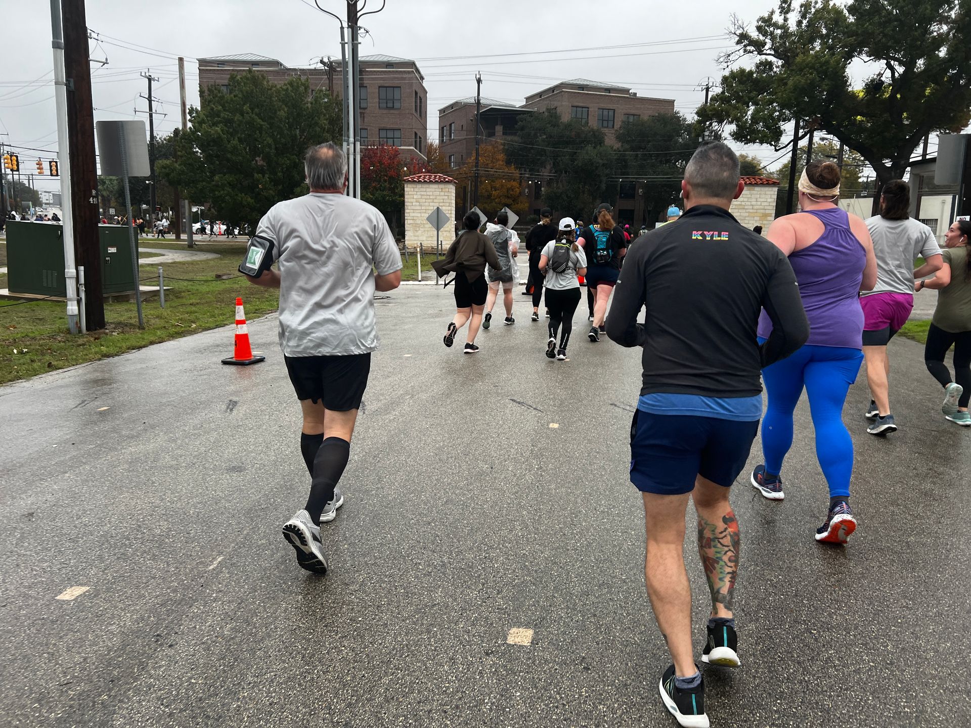 people run in the street during a marathon