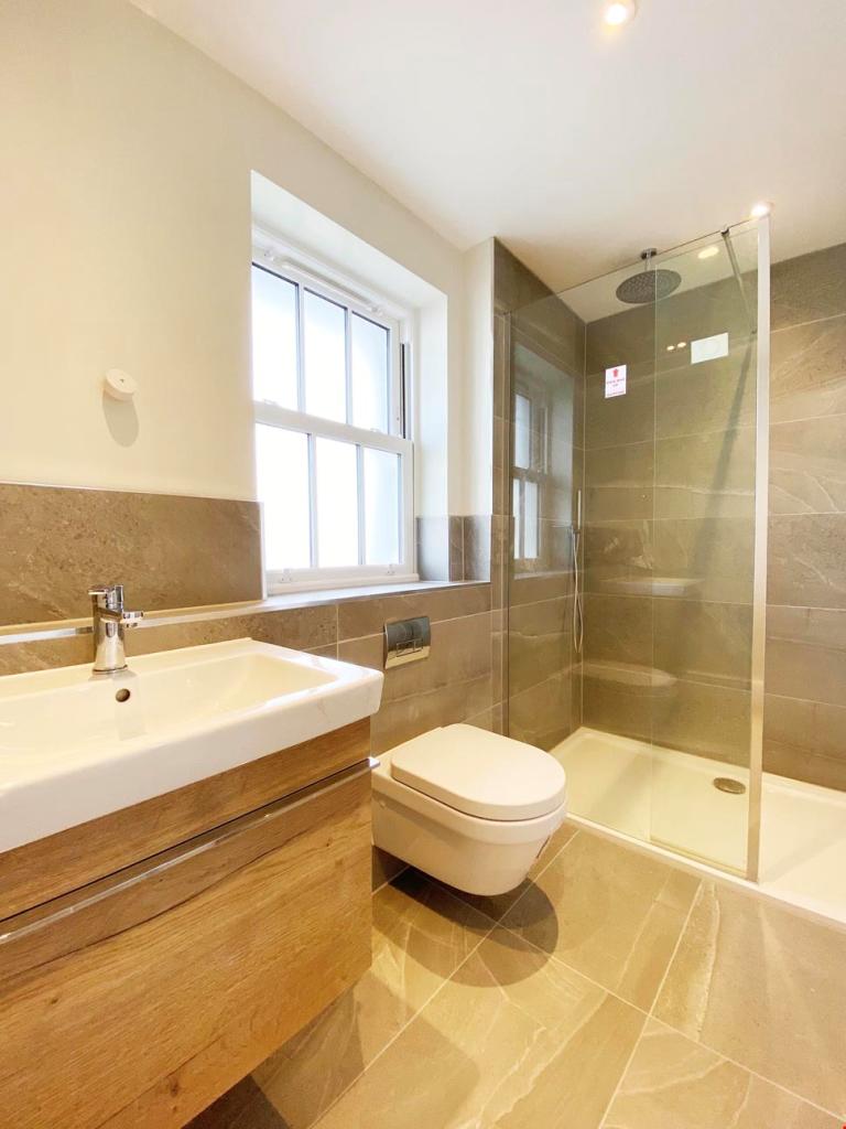 Swanvale - ensuite