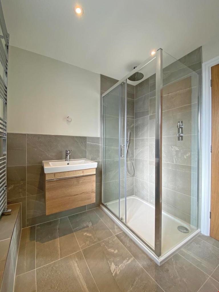 Swanvale - ensuite