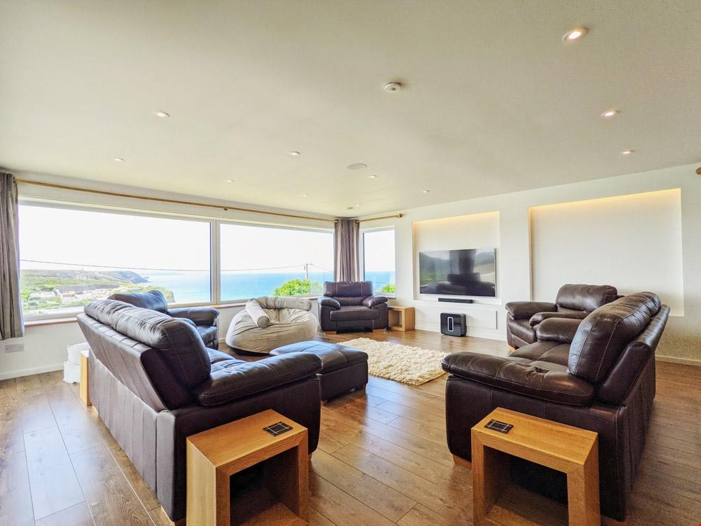 Pentire - lounge