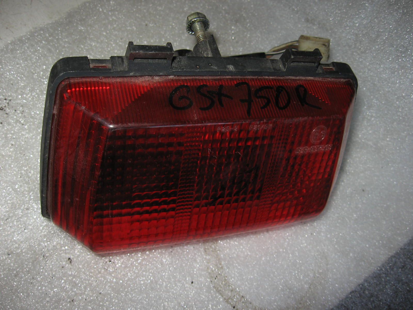 achterlicht 	Gsx-r750 88-89,gsx-r1100 89-90	35710-17x50