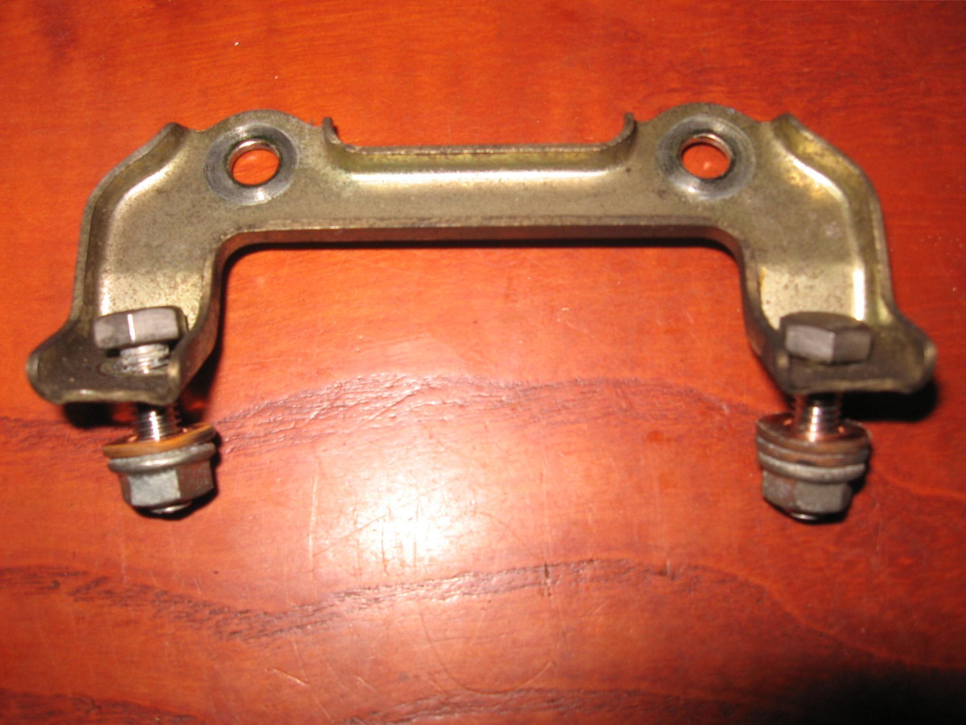 bevestigingsbeugel rechter bobine (1-4) // cbr900rr 92-99		30507-mw0-000