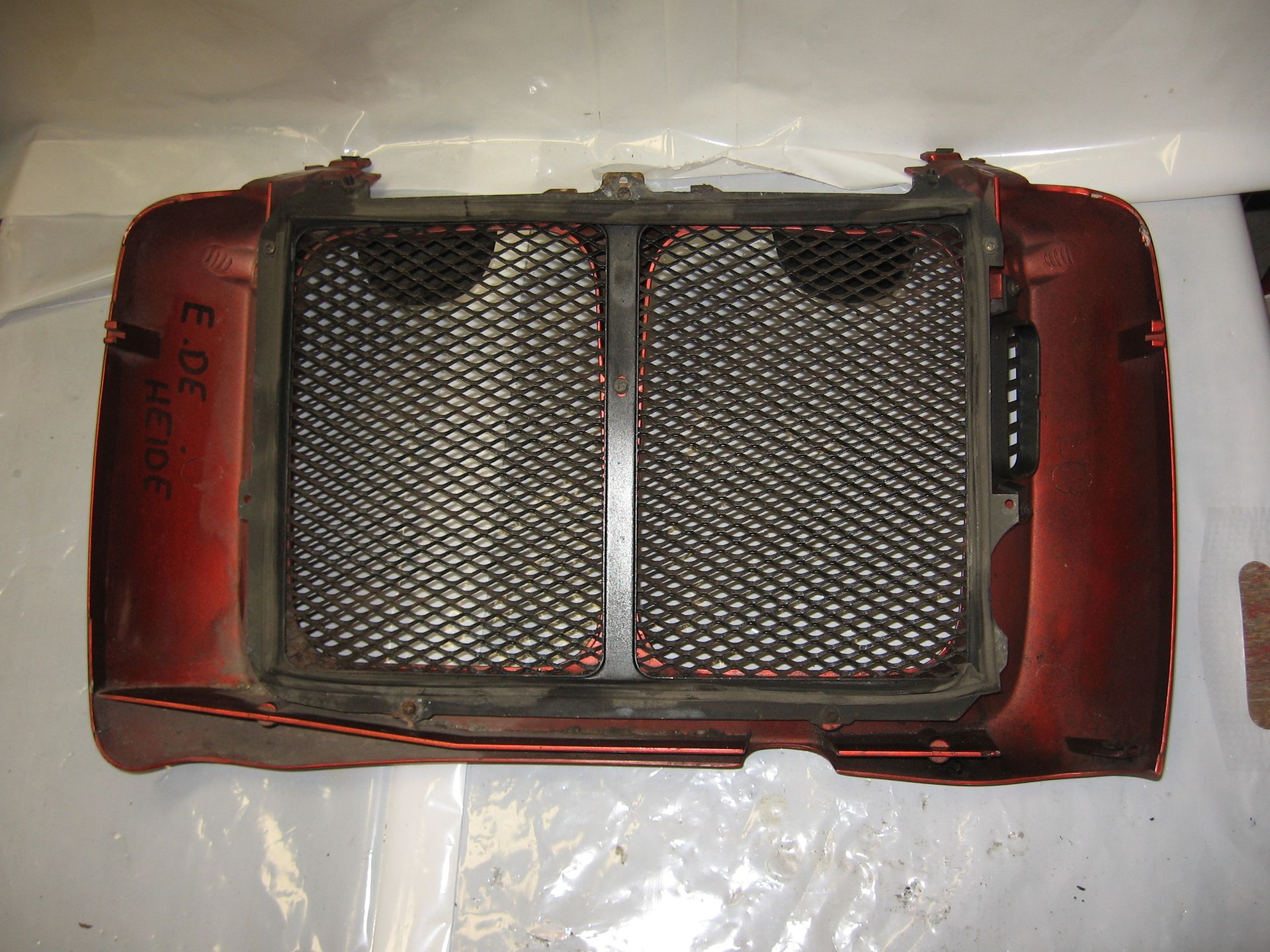 radiator trimpaneel , radiatorkap	k75rt  	46631455861 , 46631450941 ,46631450942 ,  	314214553441 , 314214553331