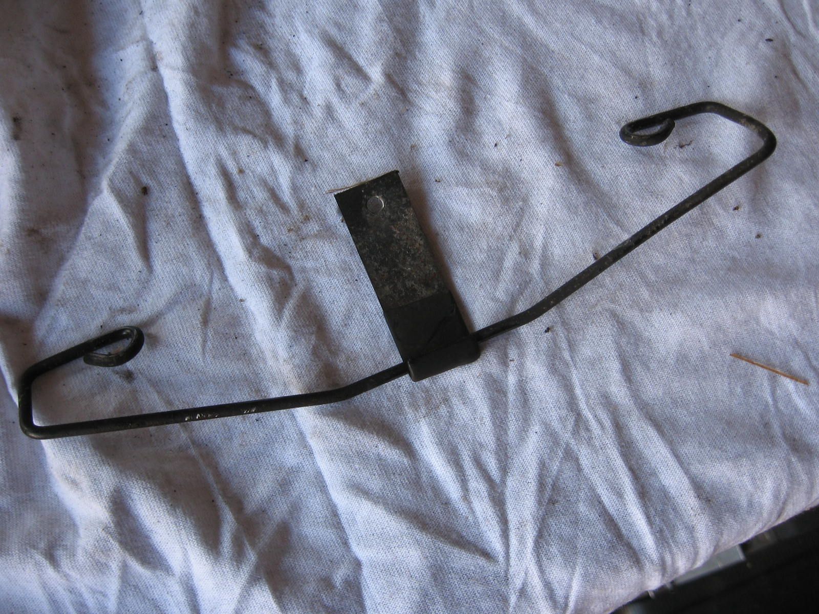 beugel met plaat bevestiging stuurkap 	St1100 91-02	53135-mt3-000 , 53137-mt3-010