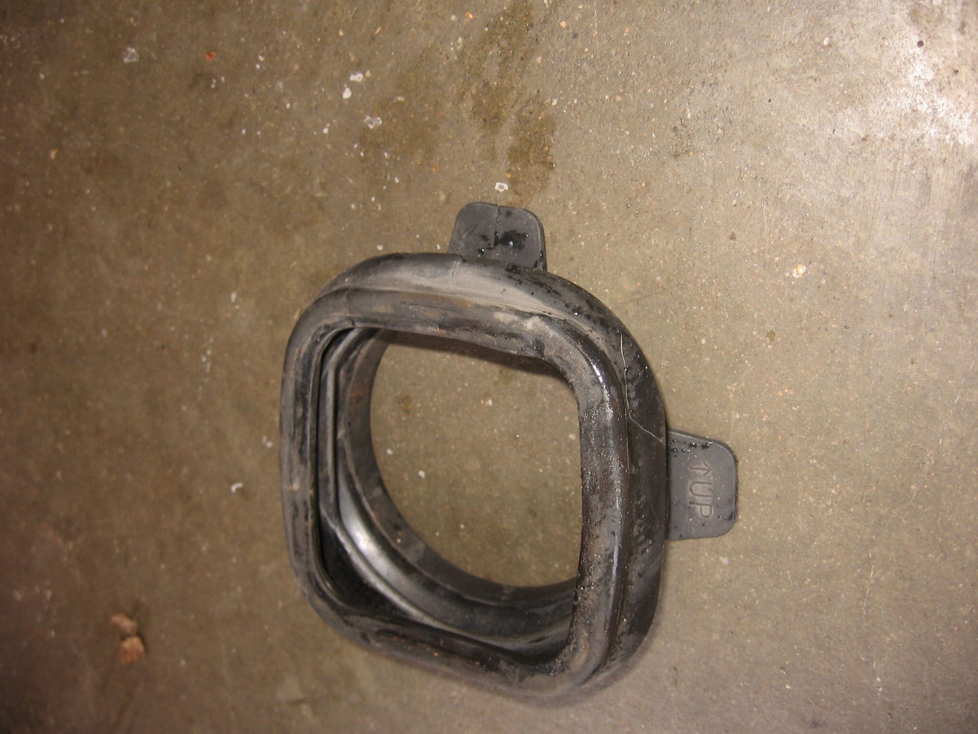 Rubber hoes achterbrug cardan	Vf750c 83 magna , vf700 , vf1100c 83-86 , vf1100s 84-85	52105-MB0-000