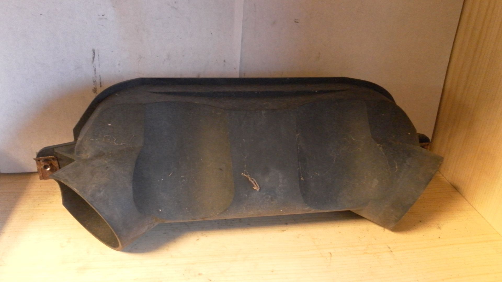 Air Duct Intake , middenstuk	R1100rt 99 r850rt	46632313847		, 46632313847