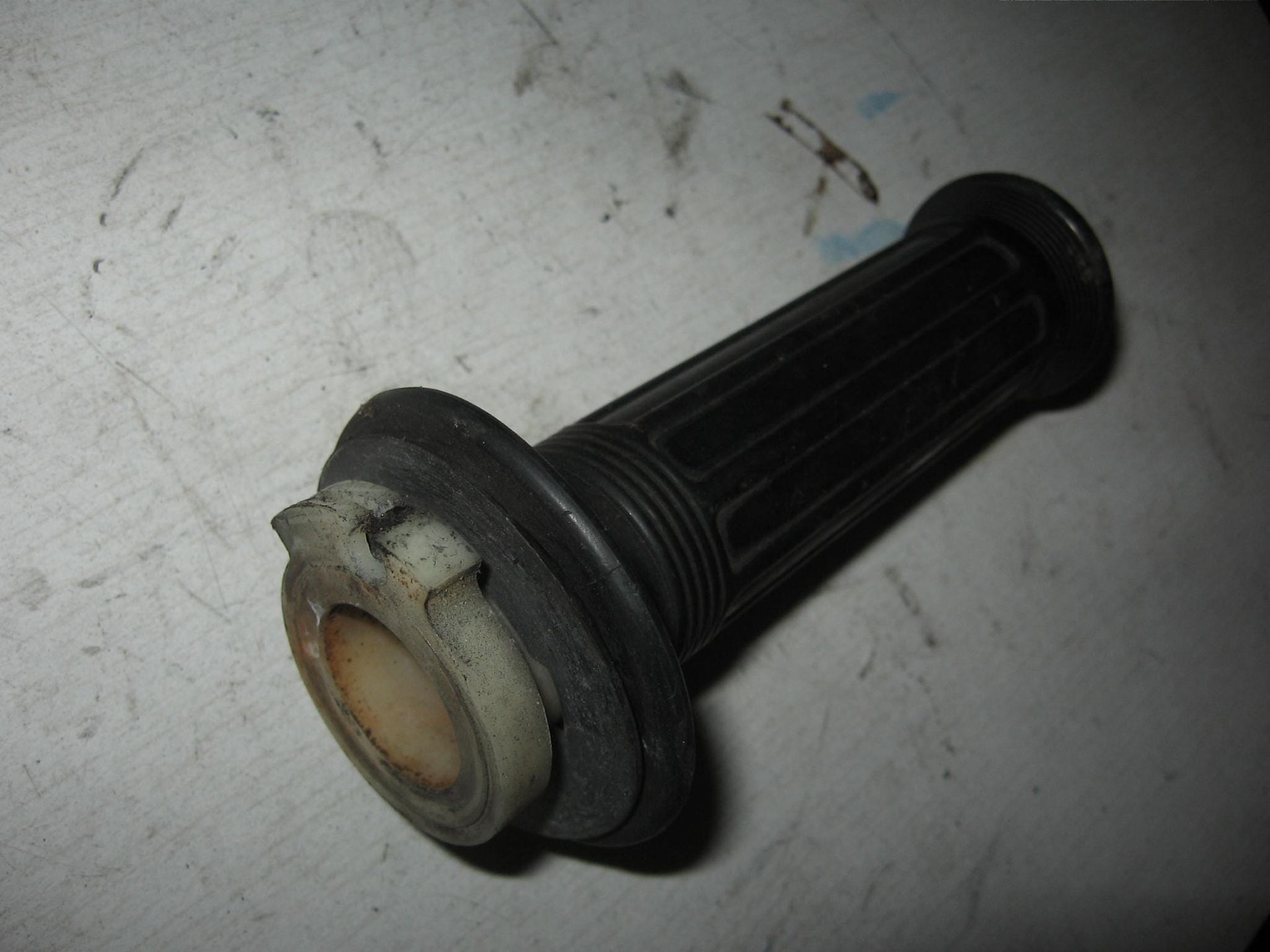 Gasbuis , gashandvat	TR1, xs650 1977-82 , xs400 1978-82	2h7-26240