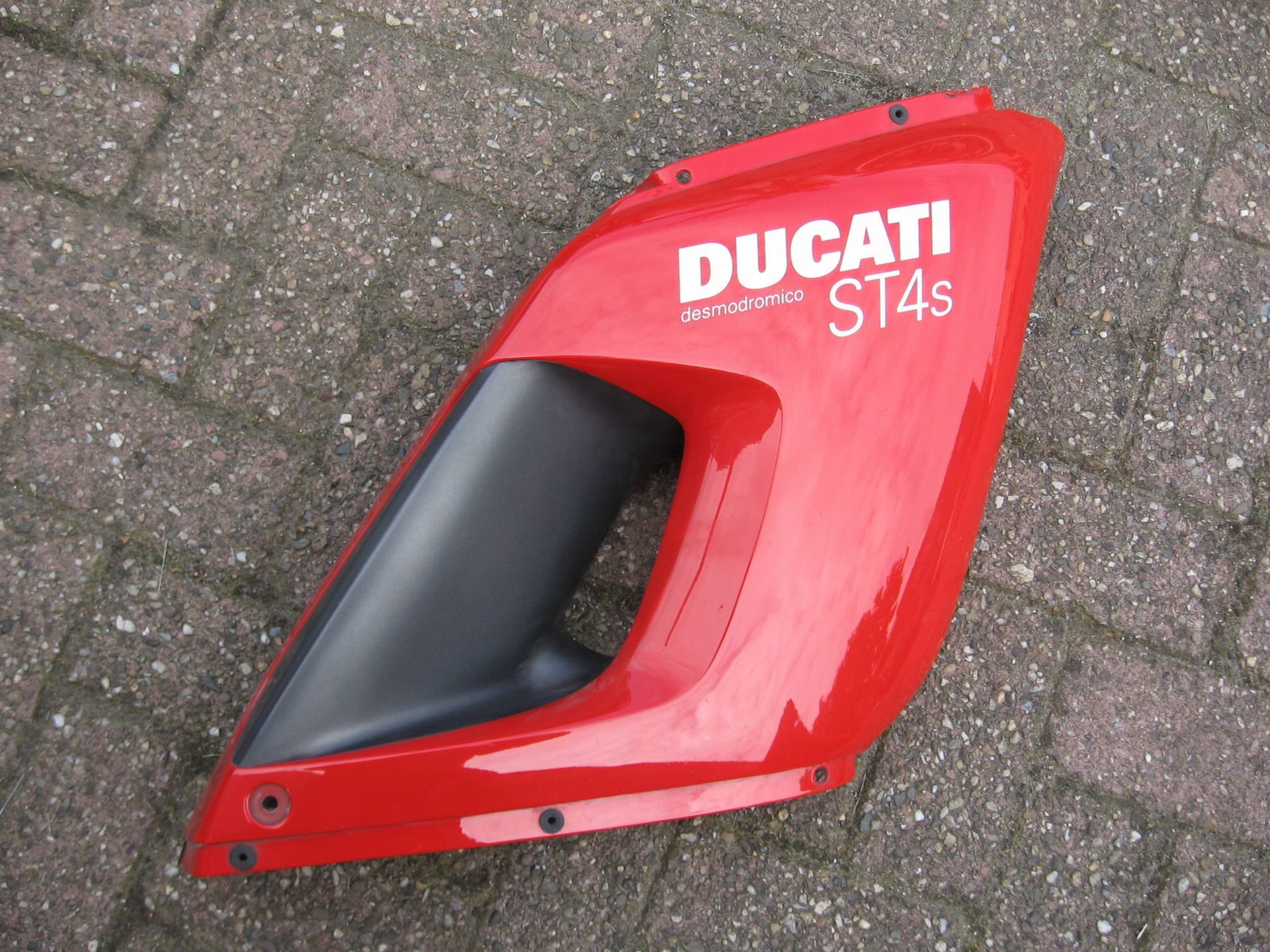 rechter midden kuipdeel	St4s 2001-04 	48010601ec	48011931ba