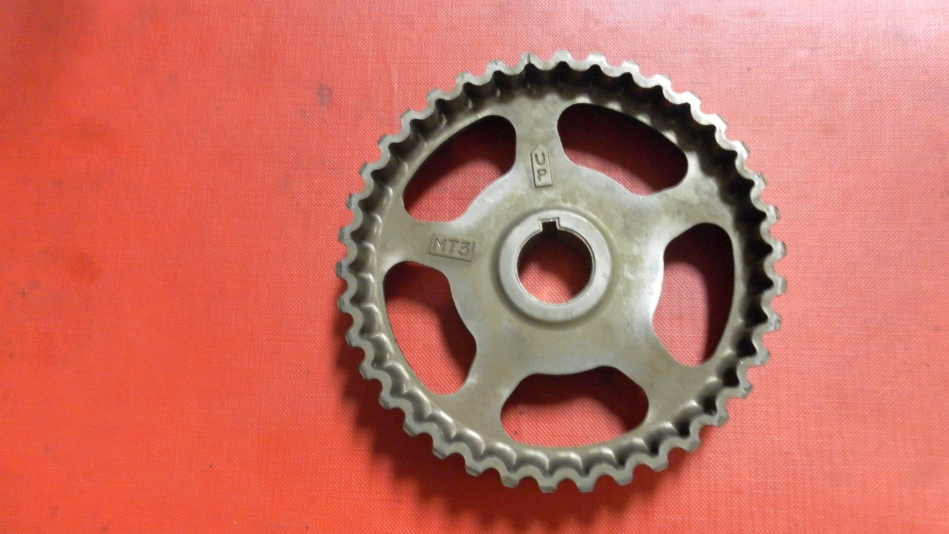 pully aandrijving nokkenas boven	St1100  91-03	14211-mt3-003