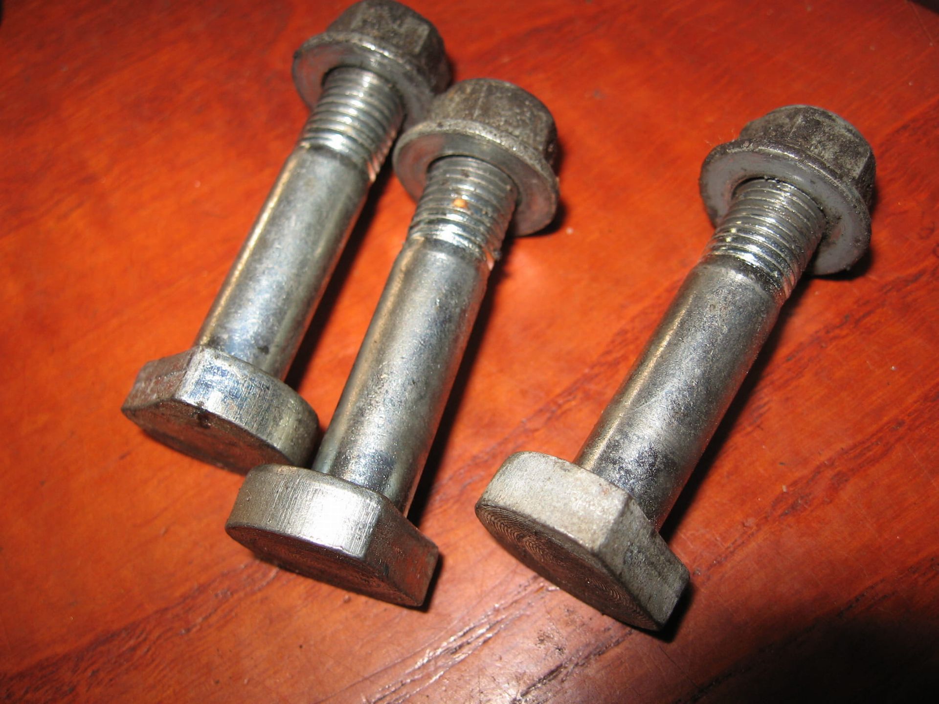 3x bout met moer achtertandwiel	Gsxr1100 93-95	09119-10037